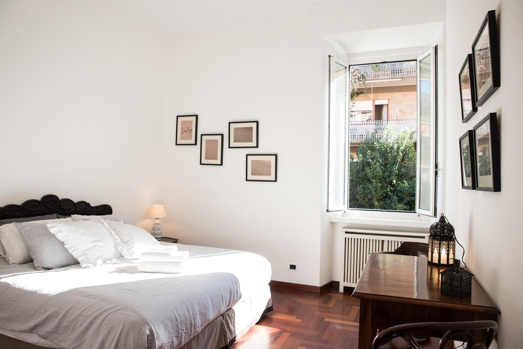 Porta Latina Apartment Рим Екстер'єр фото